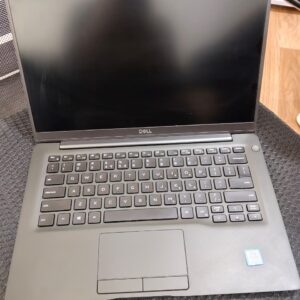 Second Hand Laptop Dell 7400 i7 8th generation touch 16 GB RAM 512 GB SSD (Imported/Refurbished)